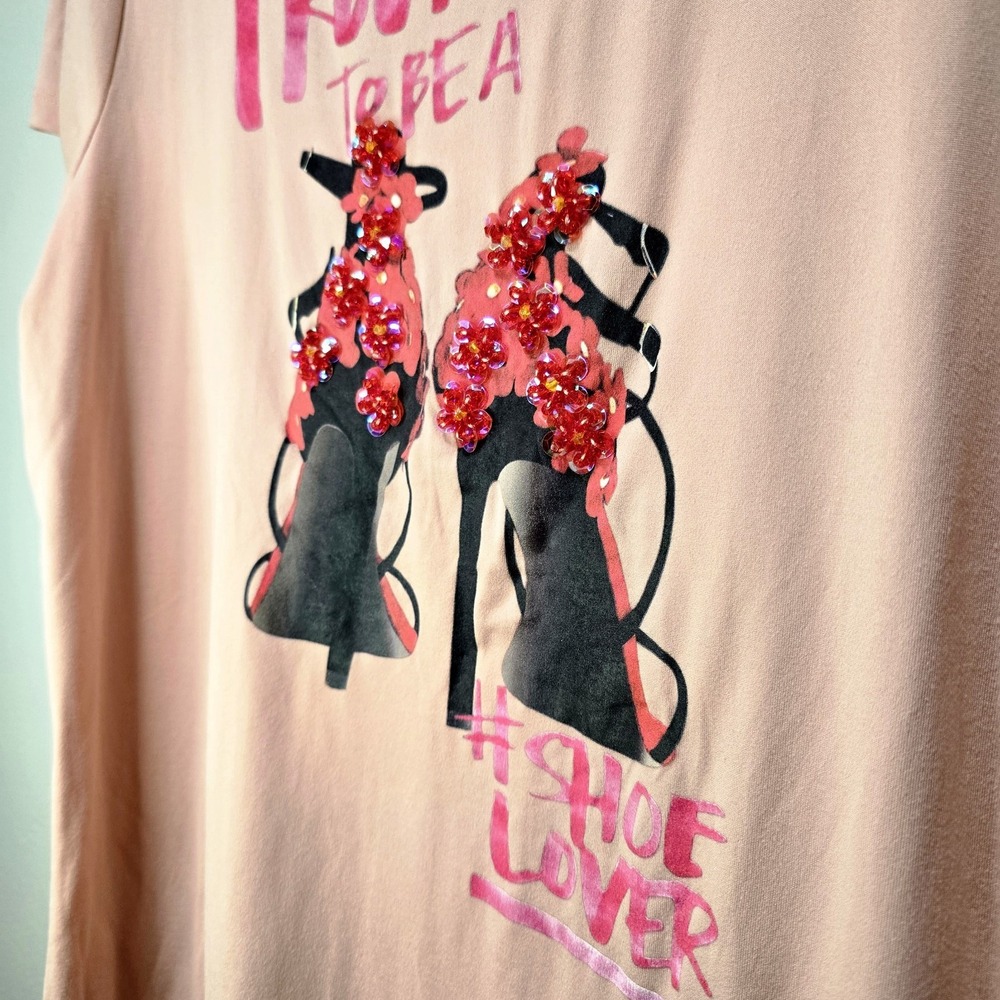 RARE 80 Park Graphic Tee XL Rose Tan "Proud to Be a‎ Shoe Lover" Scoop Neck